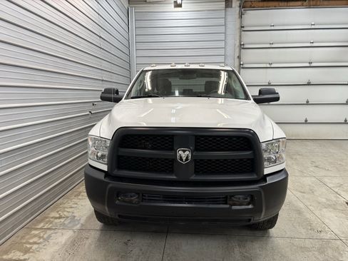 Used 2018 RAM 3500 Tradesman w/ Snow Chief Group image 2