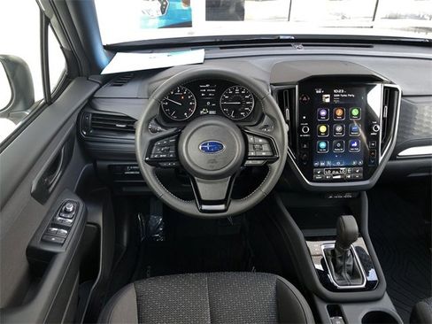 Used 2025 Subaru Forester Premium image 14