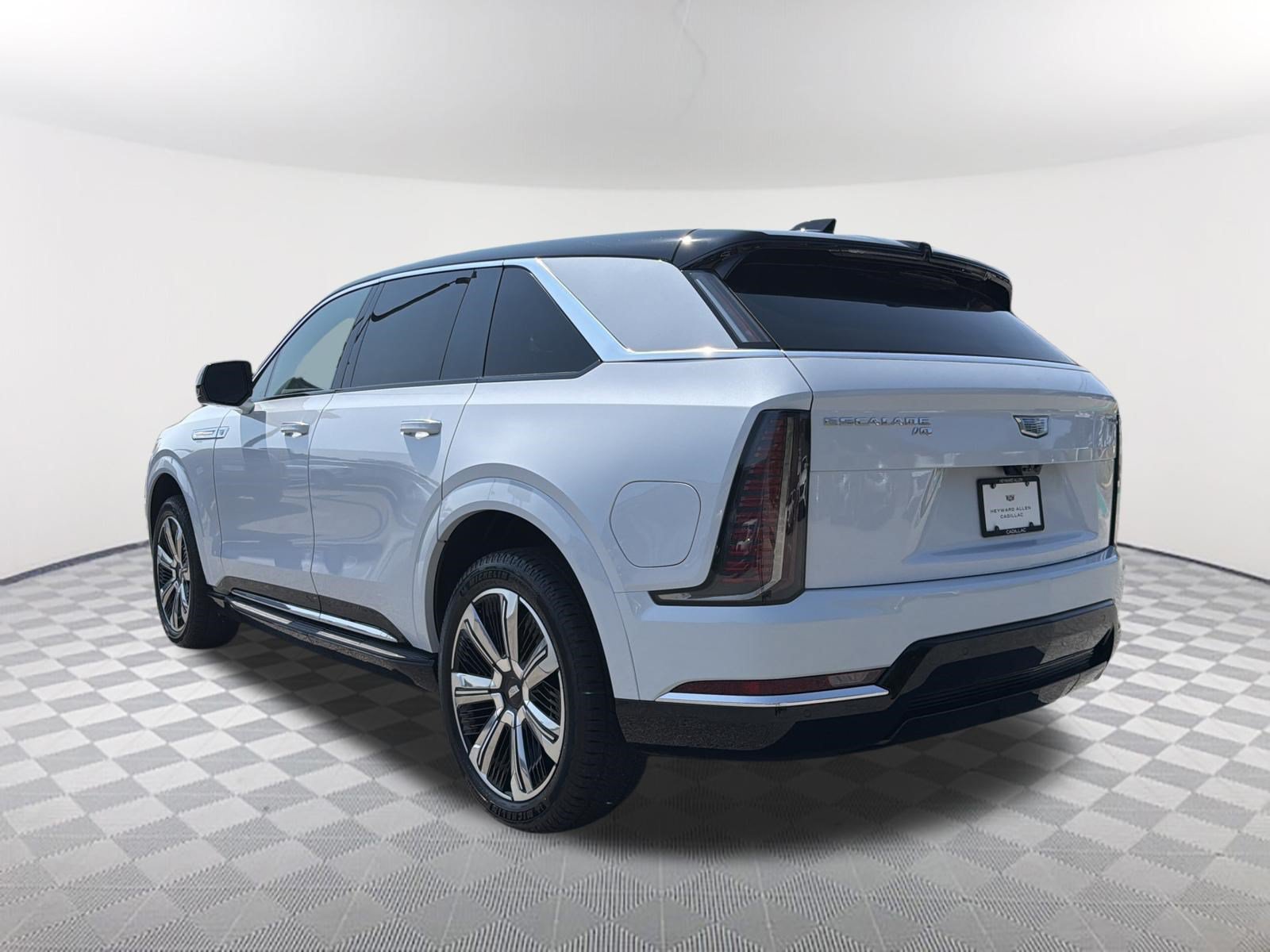 New 2026 Cadillac Escalade IQ Luxury 2 AWD/4WD image 8
