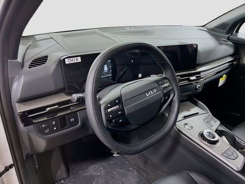 New 2026 Kia Sportage X-Line image 9