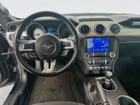 Used 2022 Ford Mustang GT RWD image 18