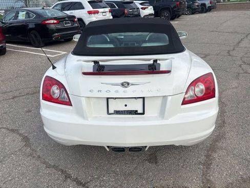 Used 2005 Chrysler Crossfire Limited image 4