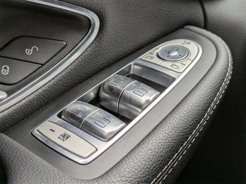 Used 2016 Mercedes-Benz C 300 C 300 image 31