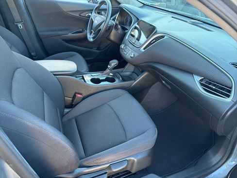 Used 2023 Chevrolet Malibu RS image 15