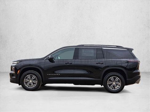 New 2026 Chevrolet Traverse LT w/ LPO, Floor Liner Package image 5