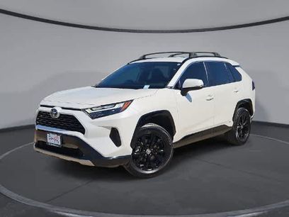 Used 2022 Toyota RAV4 SE