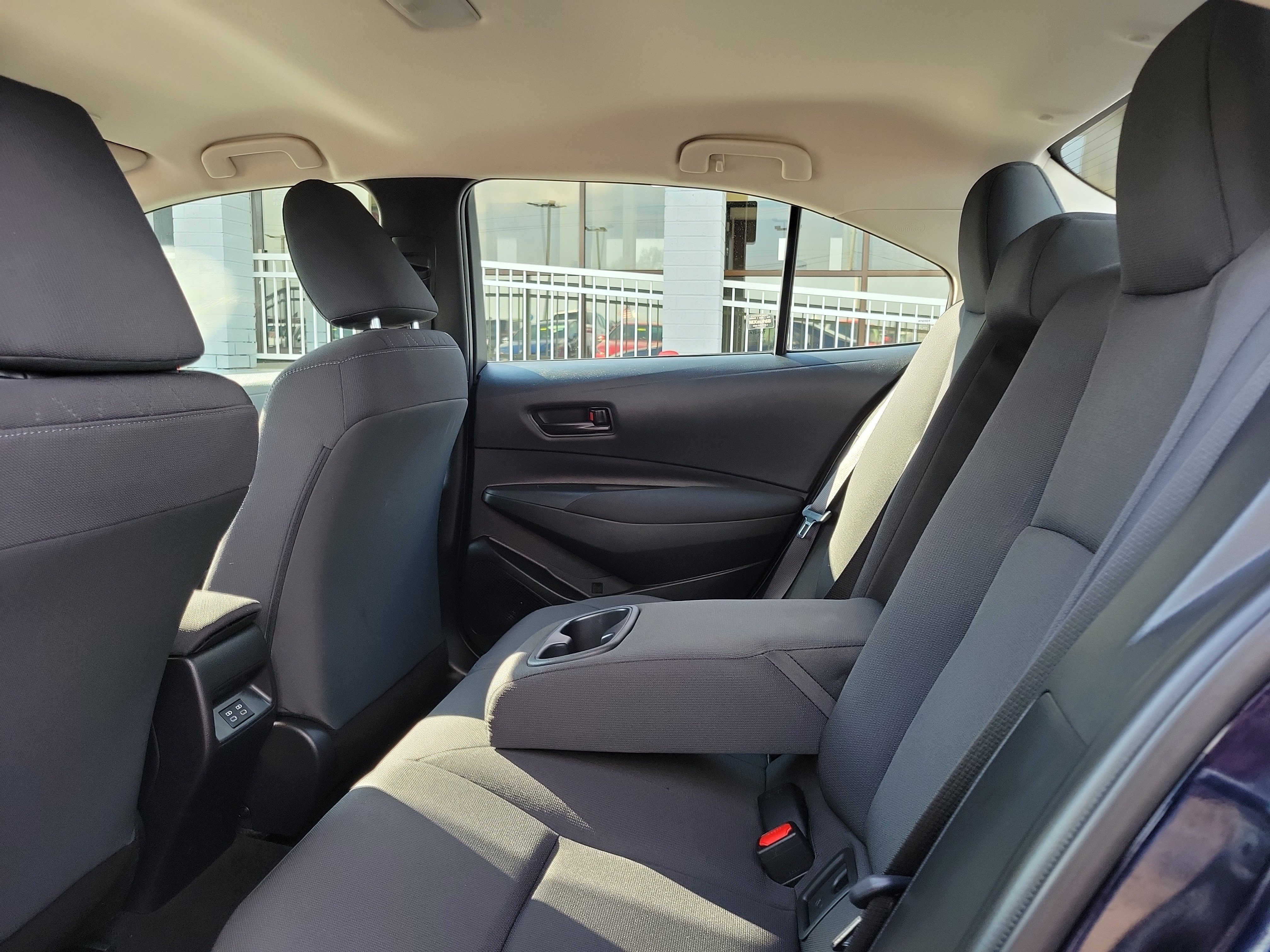 Used 2024 Toyota Corolla LE FWD image 11