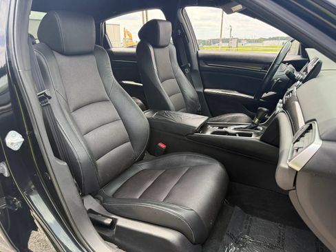 Used 2021 Honda Accord Sport image 23