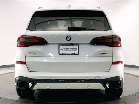 Certified 2022 BMW X5 xDrive40i w/ M Sport Package image 3