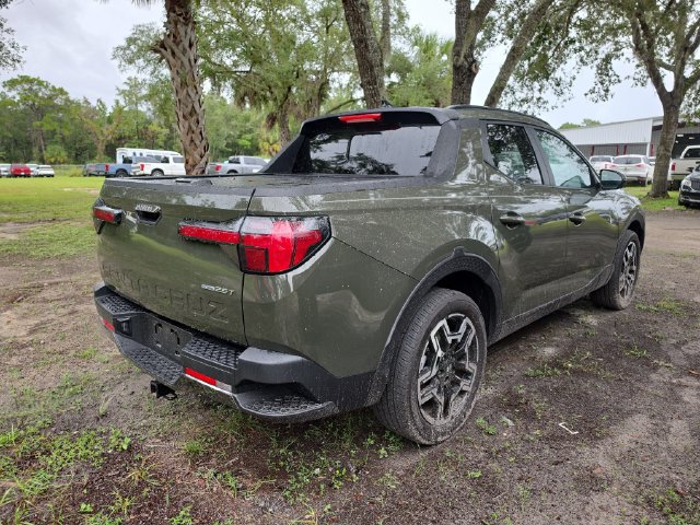 Used 2025 Hyundai Santa Cruz Limited AWD/4WD image 3