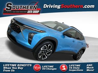 Used 2025 Chevrolet Trax RS w/ Driver Confidence Package FWD 360° Tour