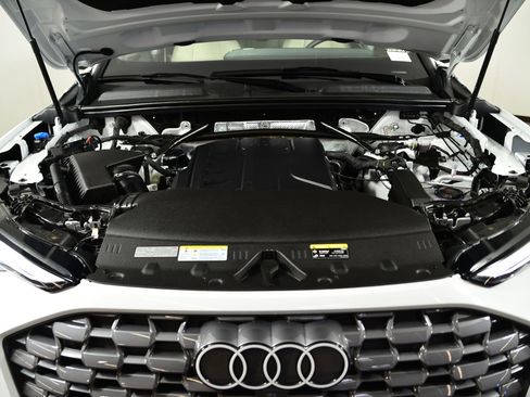 Used 2025 Audi Q5 Premium Plus image 21