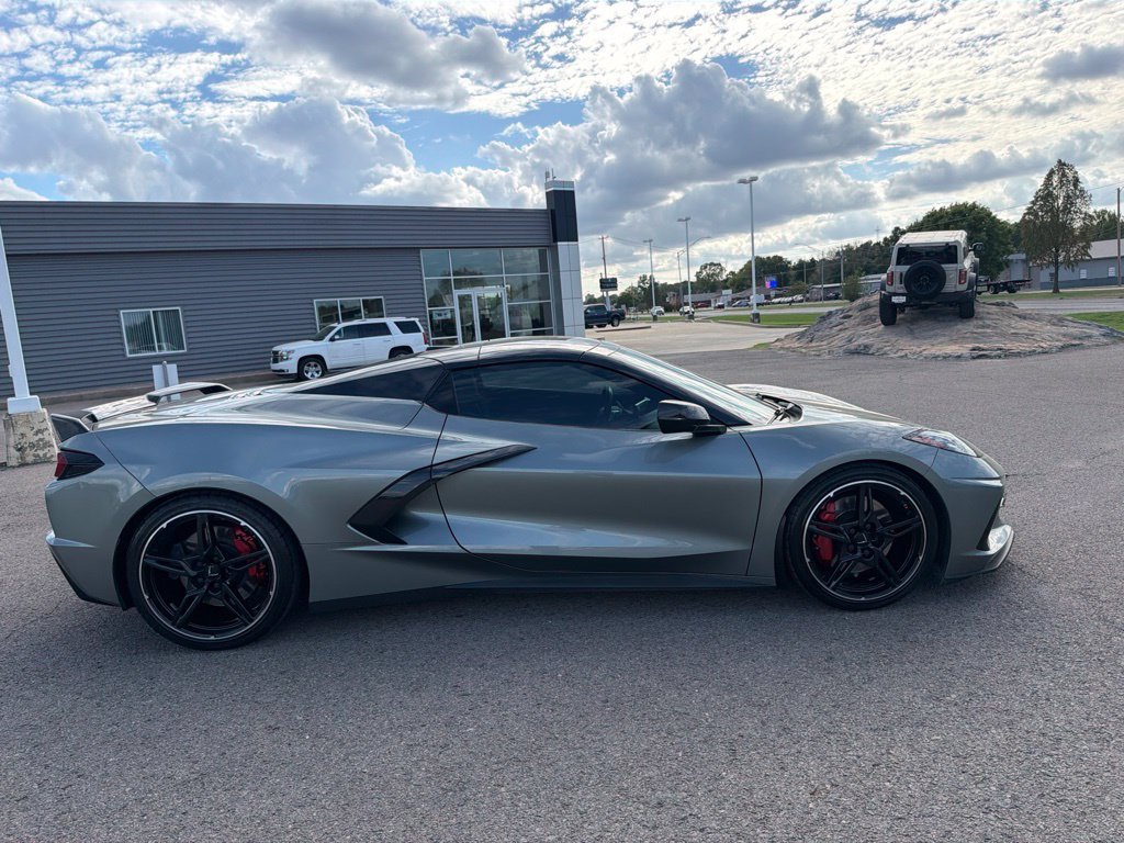 Used 2023 Chevrolet Corvette Stingray Preferred Conv w/ Z51 Performance Package RWD image 6