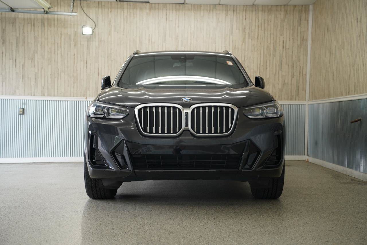 Used 2024 BMW X3 sDrive30i w/ M Sport Package RWD image 2