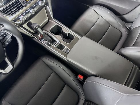 Used 2019 Honda Accord Sport image 26