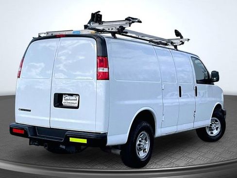 Used 2021 Chevrolet Express 2500 w/ Driver Convenience Package image 6