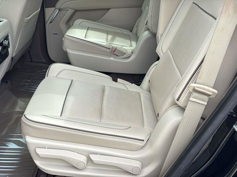 Certified 2022 GMC Yukon Denali w/ Max Trailering Package image 16