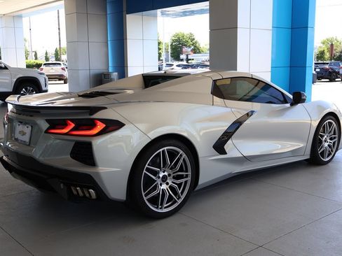 Used 2024 Chevrolet Corvette Stingray Preferred Conv w/ Battery Protection Package RWD image 11