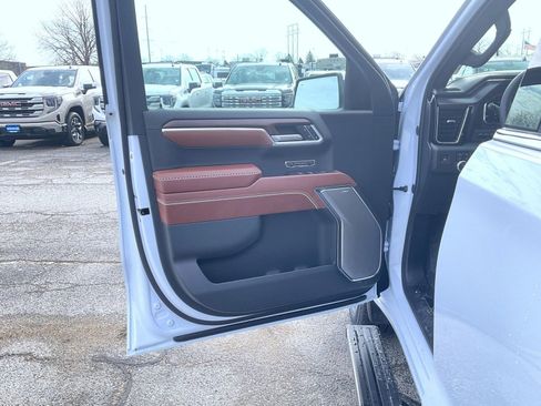 New 2026 GMC Sierra 1500 Denali Ultimate AWD/4WD image 9