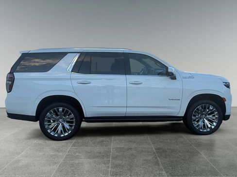 Used 2021 Chevrolet Tahoe High Country w/ Premium Package image 6