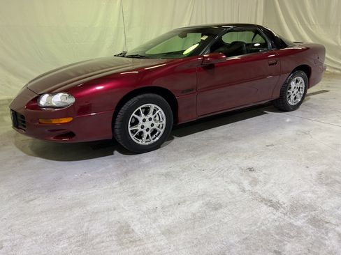 Used 2002 Chevrolet Camaro Z28 w/ Preferred Equipment Group 2 RWD image 6