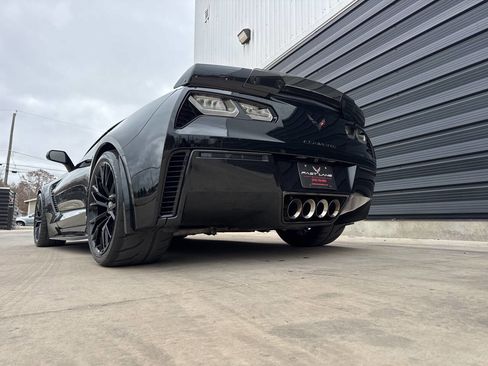 Used 2019 Chevrolet Corvette Z06 image 9