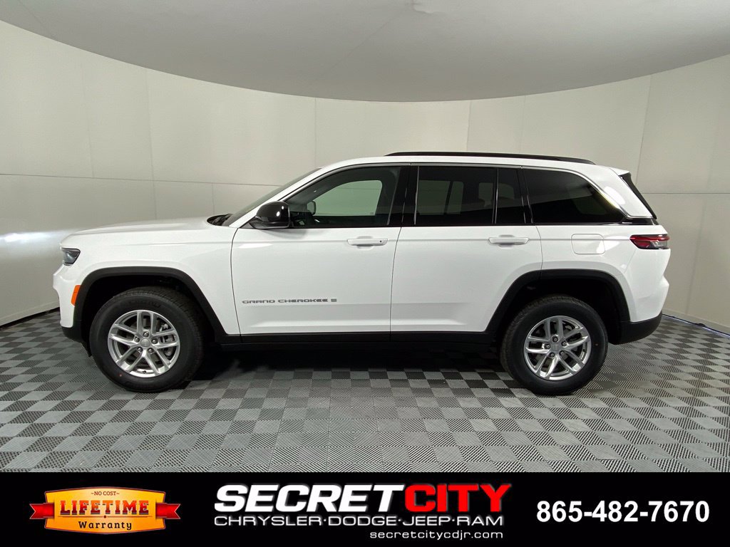 New 2026 Jeep Grand Cherokee Laredo X AWD/4WD image 4