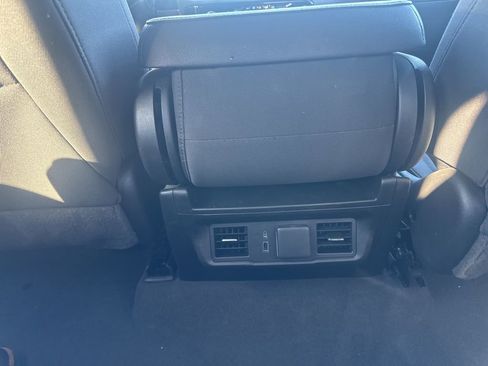 Used 2022 Chevrolet Silverado 1500 RST image 28