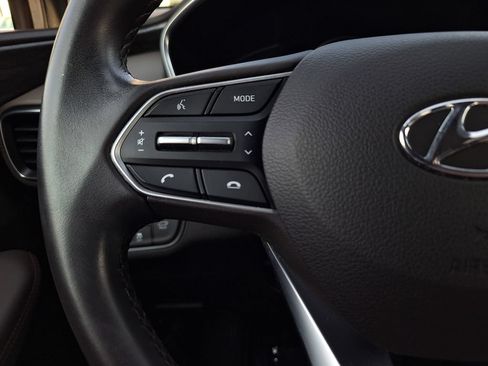 Used 2019 Hyundai Santa Fe Limited AWD/4WD image 16
