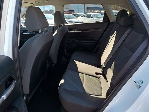 Used 2023 Kia Seltos LX image 11