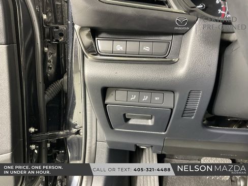 Certified 2025 MAZDA CX-30 AWD 2.5 S w/ Preferred Package image 41