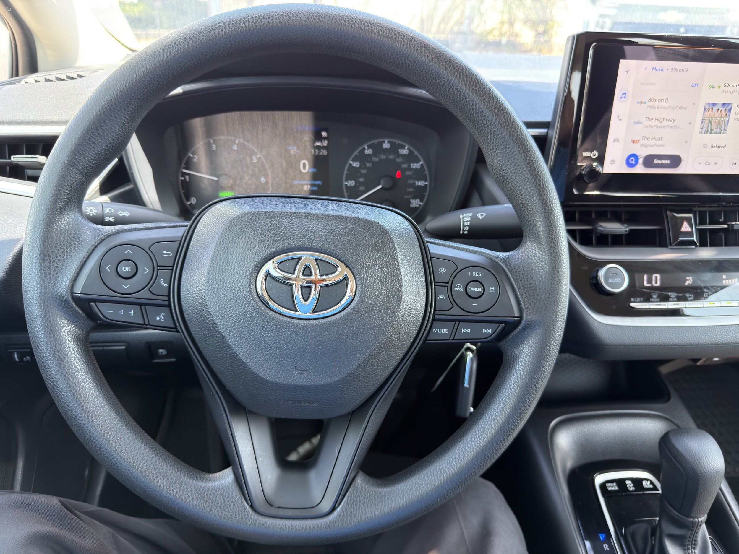 Used 2024 Toyota Corolla LE FWD image 28