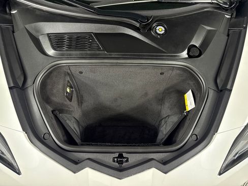 Used 2023 Chevrolet Corvette Stingray Premium Conv w/ Z51 Performance Package RWD image 15