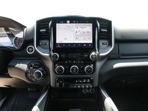 Used 2022 RAM 1500 Big Horn AWD/4WD image 17