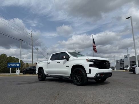 Used 2022 Chevrolet Silverado 1500 RST w/ Redline Edition AWD/4WD image 10