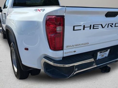 Used 2025 Chevrolet Silverado 3500 W/T AWD/4WD image 36