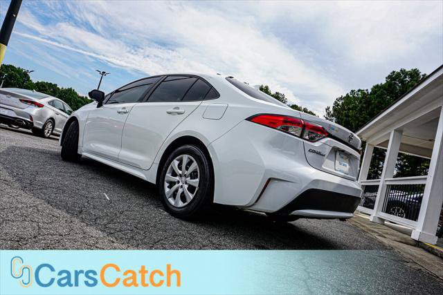 Used 2021 Toyota Corolla LE FWD image 4