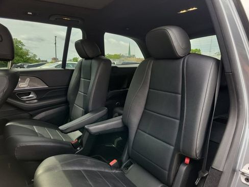 Used 2022 Mercedes-Benz GLS 450 4MATIC image 26