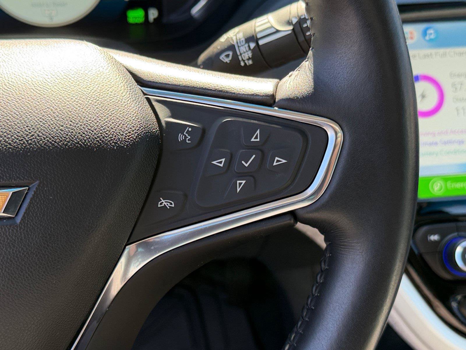 Used 2020 Chevrolet Bolt LT FWD image 21