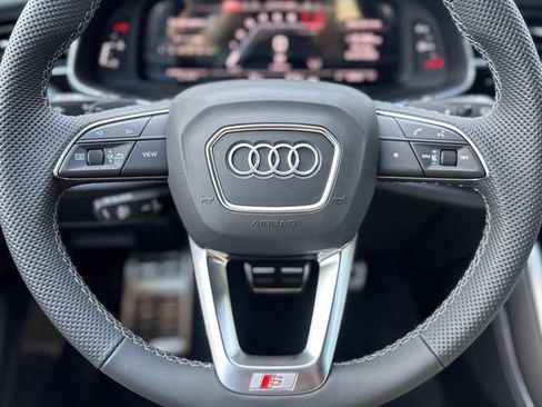 New 2026 Audi SQ7 Prestige AWD/4WD image 18