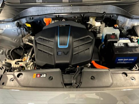 Used 2023 Hyundai Kona SE image 33