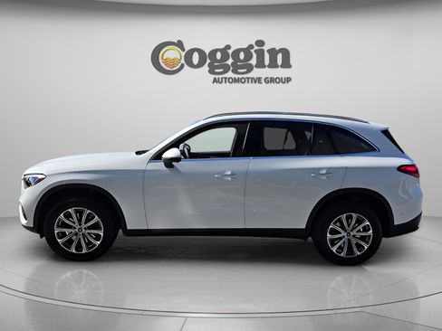 New 2026 Mercedes-Benz GLE 450 GLE 450 image 2