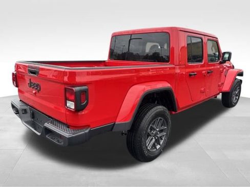 New 2025 Jeep Gladiator Sport image 7