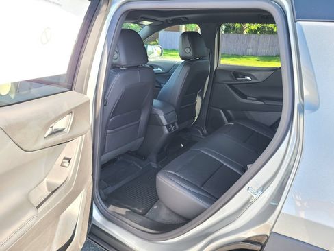 New 2026 Chevrolet Equinox LT w/ Convenience Package II AWD/4WD image 18