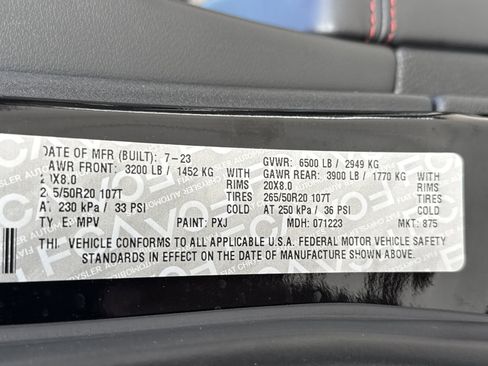 Used 2023 Dodge Durango GT image 36