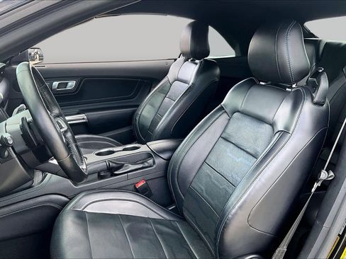Used 2019 Ford Mustang Premium w/ Equipment Group 201A RWD image 7