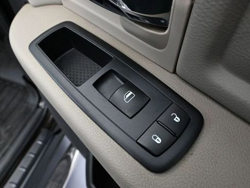 Used 2011 RAM 1500 Big Horn image 42