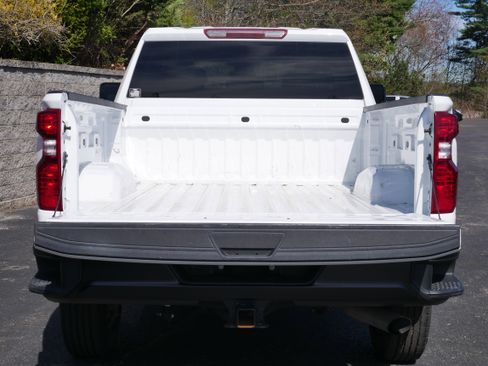 Used 2024 Chevrolet Silverado 2500 W/T AWD/4WD image 6