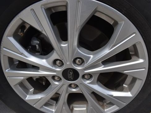 Used 2024 Ford Escape Active AWD/4WD image 9