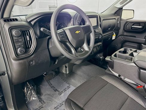 New 2026 Chevrolet Silverado 1500 Custom image 4